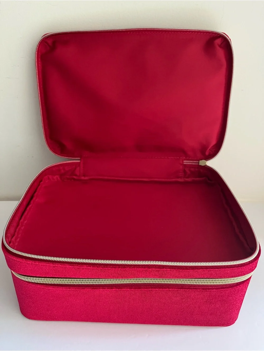 Estée Lauder Red Velvet Travel Cosmetic Case Empty Gift Box